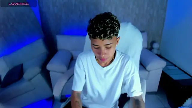 Snapshot of nova_sex01 chatting on 10-11-25, 03:50 nova sex01 online show from 10-11-25, 03:50