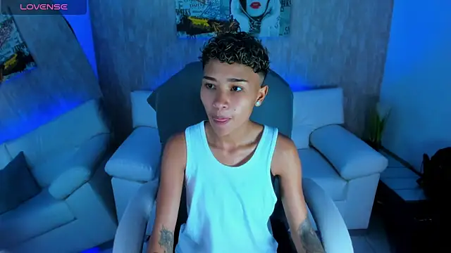 Snapshot of nova_sex01 chatting on 10-29-25, 03:53 nova sex01 online show from 10-29-25, 03:53