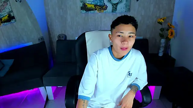 nova sex01 online show from 04-15-26, 07:43