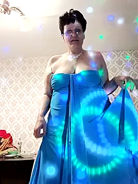 PaulaGolden online show from 01-01-25, 04:39