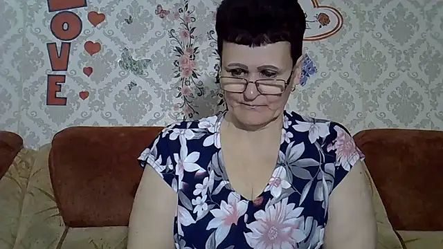 PaulaGolden online show from 04-06-26, 06:53