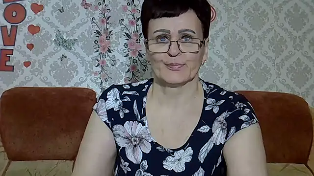 PaulaGolden online show from 04-27-26, 07:45