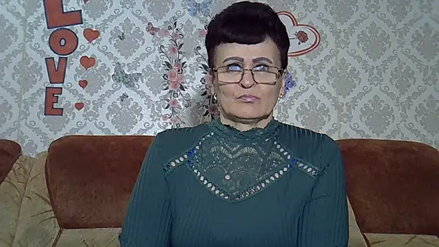 Snapshot of PaulaGolden chatting on 05-14-26, 07:20 PaulaGolden online show from 05-14-26, 07:20