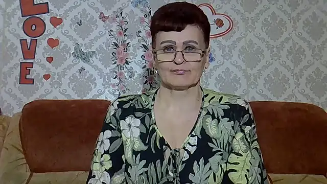 Snapshot of PaulaGolden chatting on 06-12-26, 03:00 PaulaGolden online show from 06-12-26, 03:00