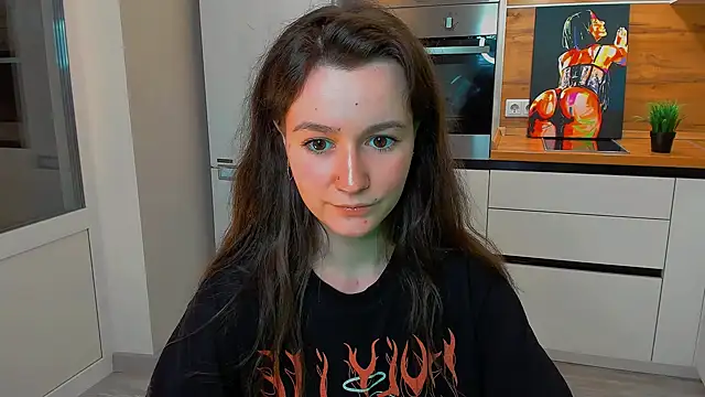 Snapshot of ameli_moon chatting on 02-01-25, 02:13 ameli moon online show from 02-01-25, 02:13