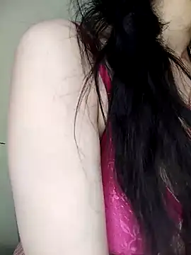 Snapshot of Fair-magic-woman chatting on 03-16-25, 05:07 Fair-magic-woman online show from 03-16-25, 05:07