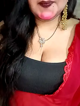 Suhanakhan00 online show from 02-12-26, 06:36