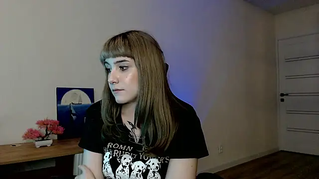 Snapshot of Princess_Shy___ chatting on 03-11-25, 05:24 Princess Shy    online show from 03-11-25, 05:24