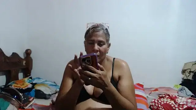 tamibusty online show from 10-22-25, 04:40