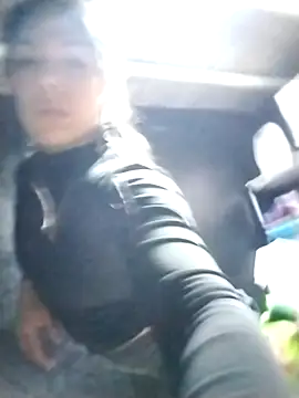 Snapshot of Karenn12 chatting on 09-13-25, 09:03 Karenn12 online show from 09-13-25, 09:03