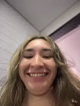 Sophie LS online show from 02-10-25, 03:13