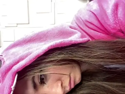 Sophie LS online show from 02-14-25, 12:03