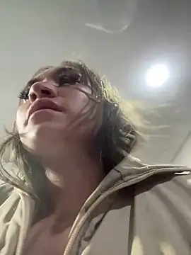 Sophie LS online show from 03-12-25, 03:35