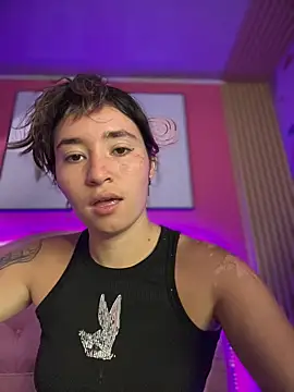 Sophie LS online show from 12-05-25, 01:52