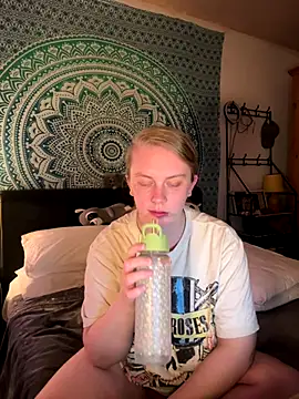 Vixen Mistress Ali online show from 12-19-25, 09:00