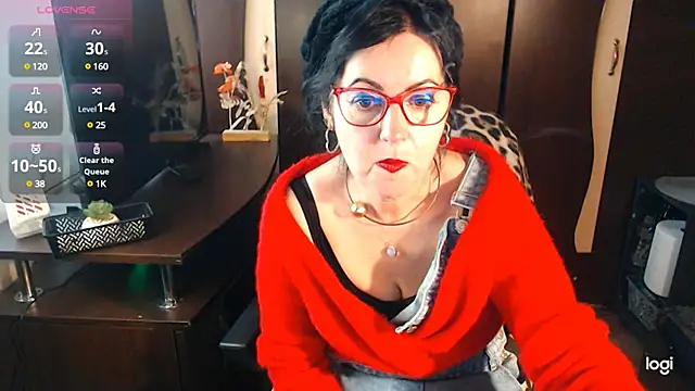 Snapshot of exymilf_ chatting on 02-18-25, 12:28 exymilf online show from 02-18-25, 12:28