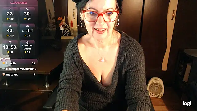 Snapshot of exymilf_ chatting on 02-26-25, 12:03 exymilf online show from 02-26-25, 12:03