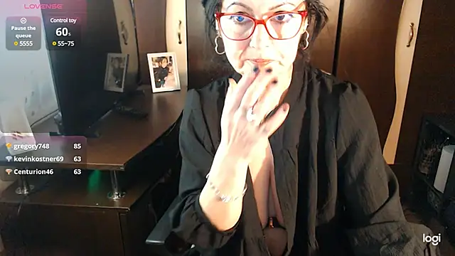 Snapshot of exymilf_ chatting on 02-26-25, 03:08 exymilf online show from 02-26-25, 03:08