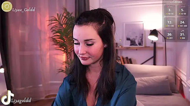 Liya Gold  online show from 12-20-24, 05:51