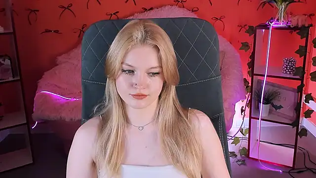 GraceGlamour online show from 02-21-25, 08:18