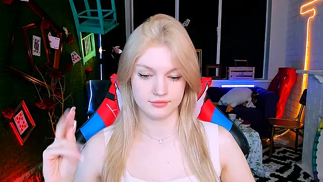 GraceGlamour online show from 02-26-25, 08:15