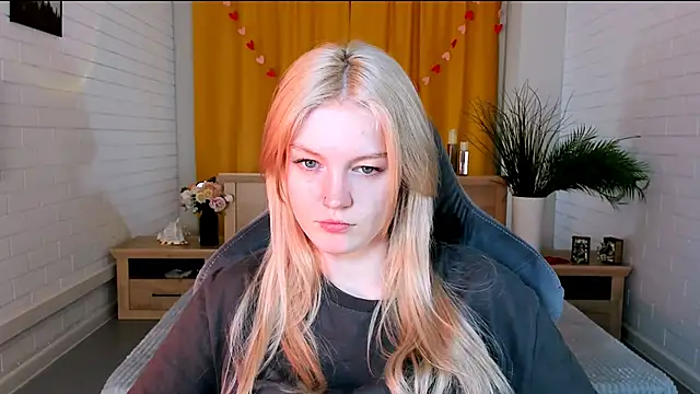 GraceGlamour online show from 03-21-25, 05:11