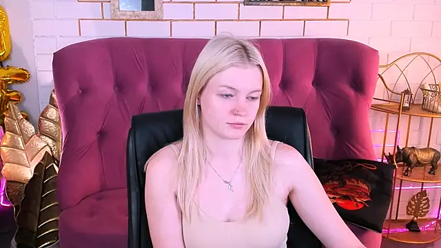 GraceGlamour online show from 09-18-25, 05:09