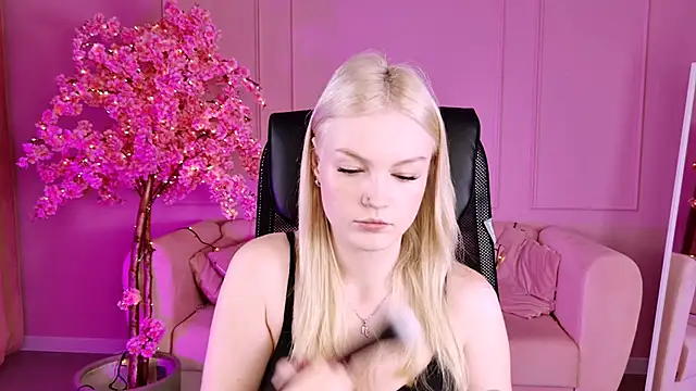 GraceGlamour online show from 09-30-25, 05:12