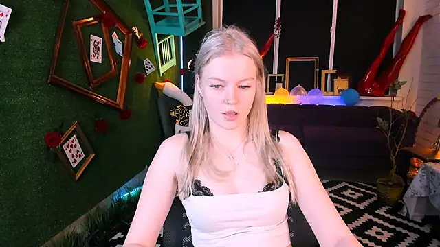 GraceGlamour online show from 10-16-25, 05:08