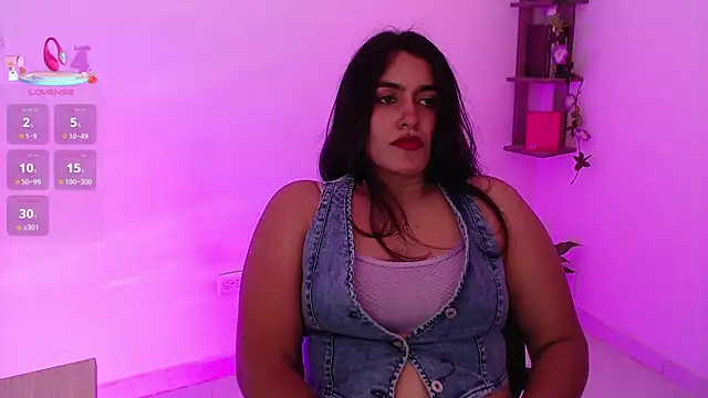 Snapshot of isabella_aristi03 chatting on 09-21-25, 03:52 isabella aristi03 online show from 09-21-25, 03:52