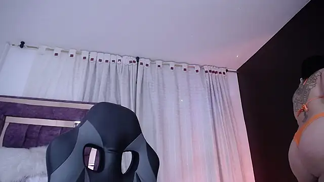 AnabelleGron online show from 02-04-26, 03:34