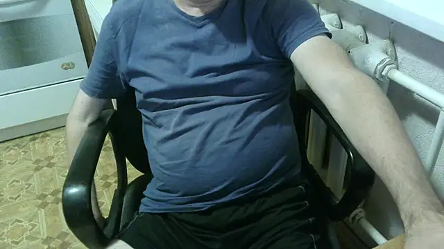 Snapshot of AlDON59 chatting on 10-02-25, 06:37 AlDON59 online show from 10-02-25, 06:37