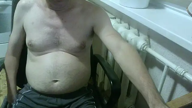 Snapshot of AlDON59 chatting on 06-06-26, 07:40 AlDON59 online show from 06-06-26, 07:40