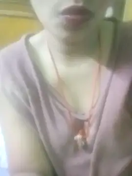 Snapshot of NairaSaxena chatting on 07-26-26, 05:42 NairaSaxena online show from 07-26-26, 05:42