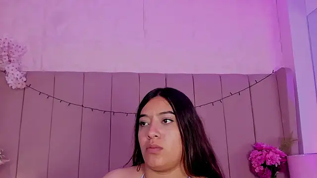 MollyBigBoobs12 online show from 11-08-25, 10:15