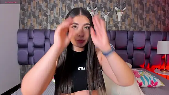 Snapshot of IsabellaAnngel chatting on 10-09-25, 02:09 IsabellaAnngel online show from 10-09-25, 02:09