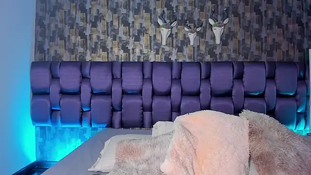 Snapshot of IsabellaAnngel chatting on 11-12-25, 02:23 IsabellaAnngel online show from 11-12-25, 02:23