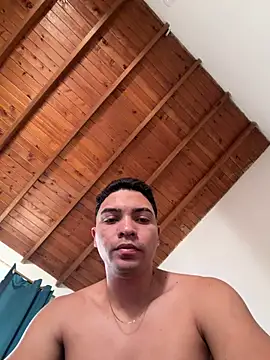 Snapshot of Thiago_Santo_ chatting on 06-14-26, 09:28 Thiago Santo online show from 06-14-26, 09:28