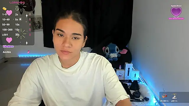 Snapshot of natasha777_v chatting on 01-11-25, 12:44 natasha777 v online show from 01-11-25, 12:44