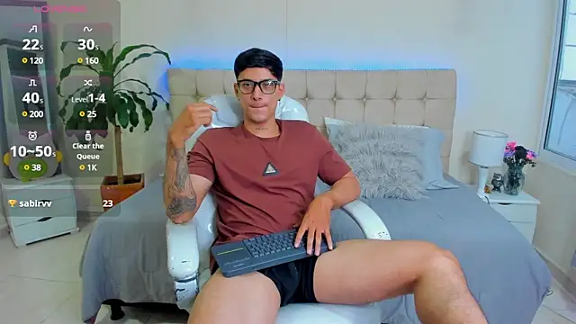 Snapshot of Damian23__ chatting on 02-13-25, 03:46 Damian23   online show from 02-13-25, 03:46