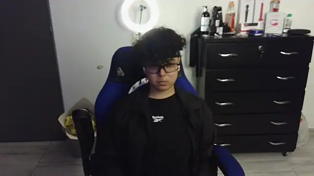 thomascooper7 online show from 01-25-25, 03:30