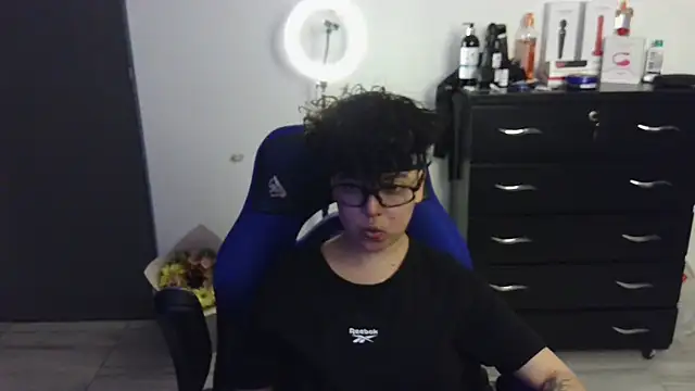 thomascooper7 online show from 01-25-25, 06:34