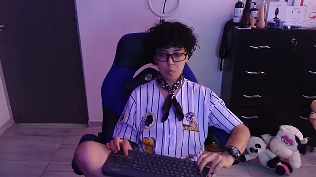 thomascooper7 online show from 02-15-26, 07:21