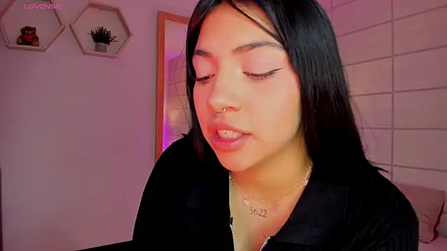 Christine Laam online show from 03-04-26, 12:11