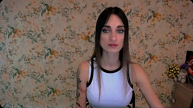 Snapshot of Asia_N_ chatting on 01-07-25, 10:43 Asia N  online show from 01-07-25, 10:43