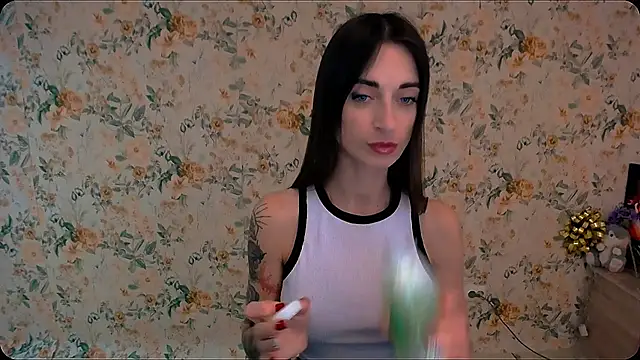 Snapshot of Asia_N_ chatting on 01-16-25, 11:15 Asia N  online show from 01-16-25, 11:15