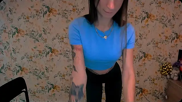 Snapshot of Asia_N_ chatting on 02-04-25, 07:40 Asia N  online show from 02-04-25, 07:40