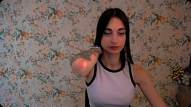 Snapshot of Asia_N_ chatting on 02-18-25, 11:11 Asia N  online show from 02-18-25, 11:11