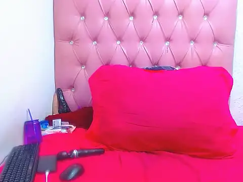 DarkGorgeous online show from 10-21-25, 03:46