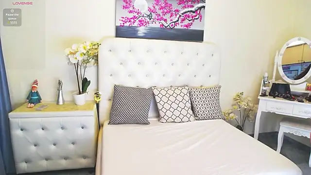 Ysabell01 online show from 04-17-26, 04:26